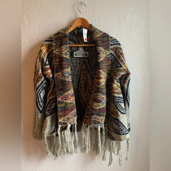 Boho Patterned cardigan sweater with fringe, NWT Size S angiesclothes - Picture 4 of 7